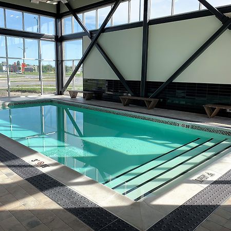 Wingate By Wyndham Kanata West Ottawa Exteriör bild