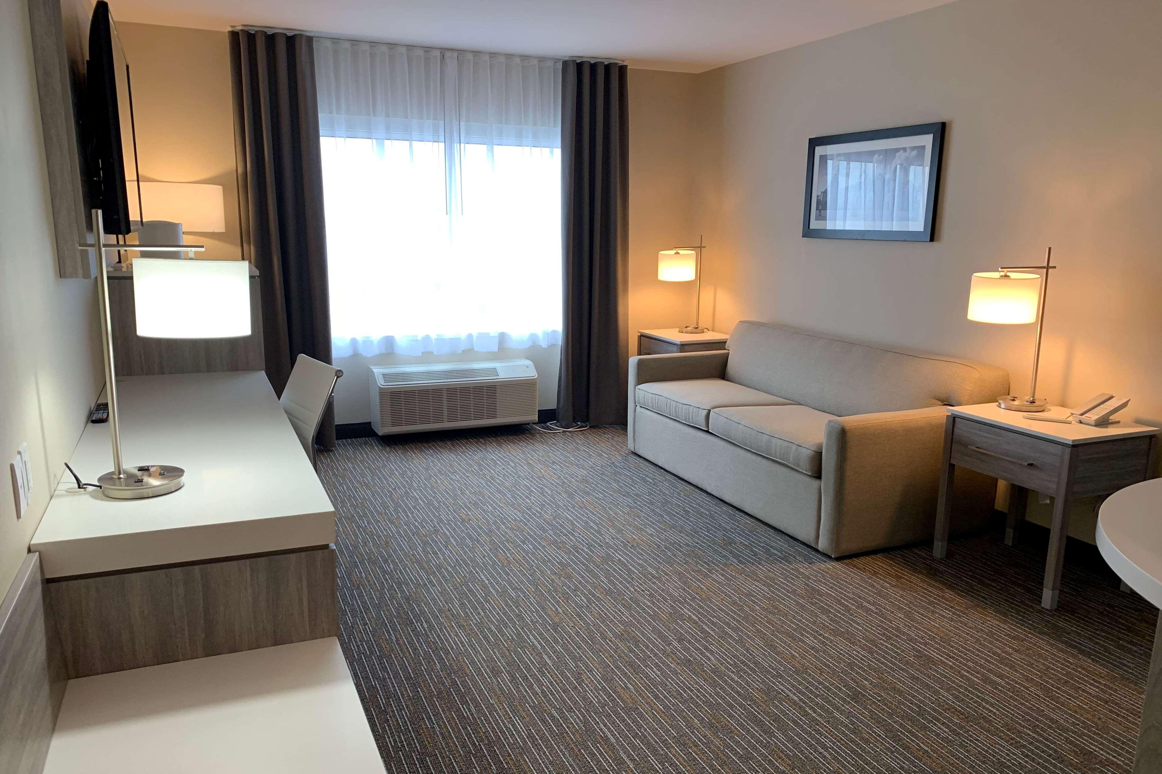 Wingate By Wyndham Kanata West Ottawa Exteriör bild