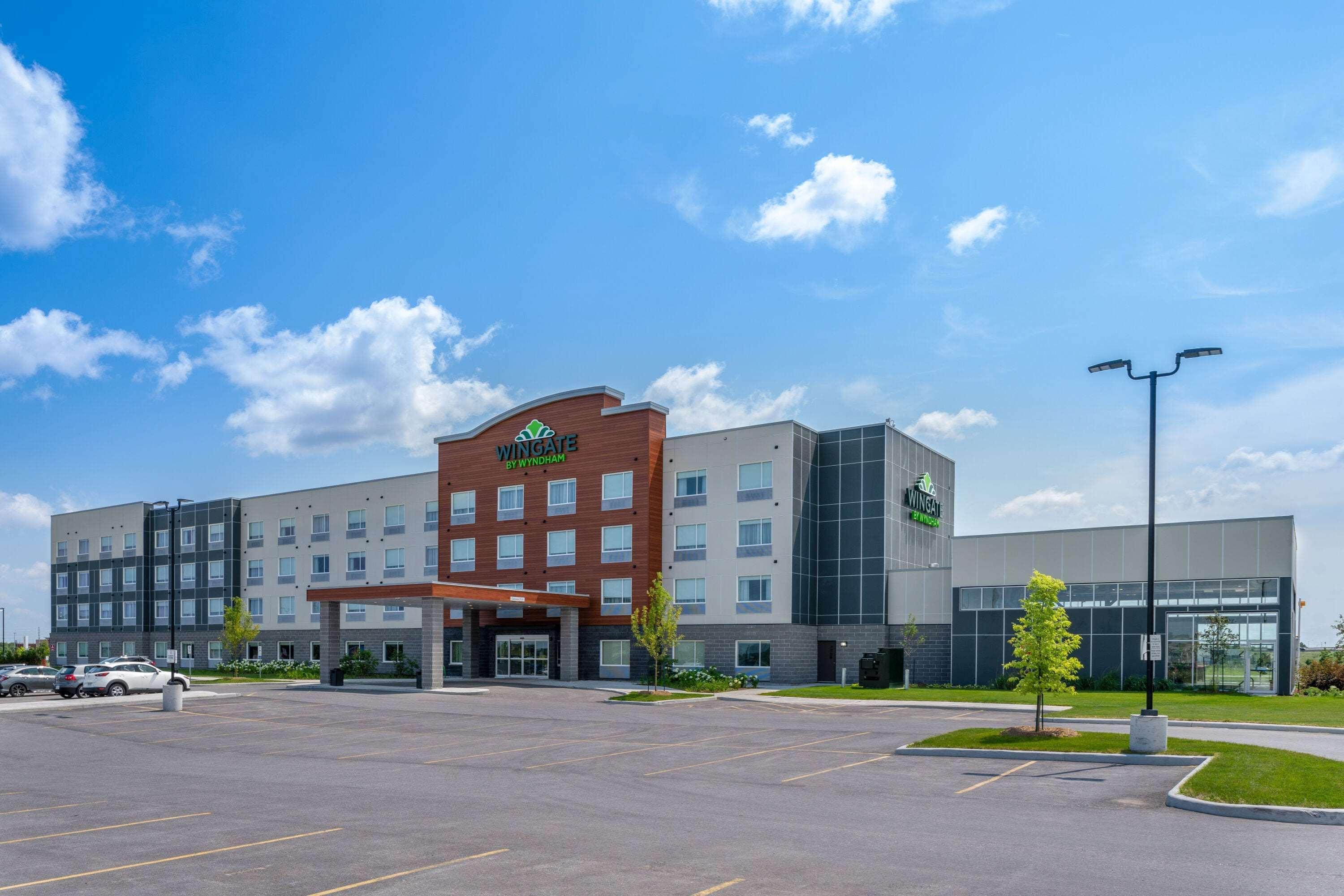 Wingate By Wyndham Kanata West Ottawa Exteriör bild